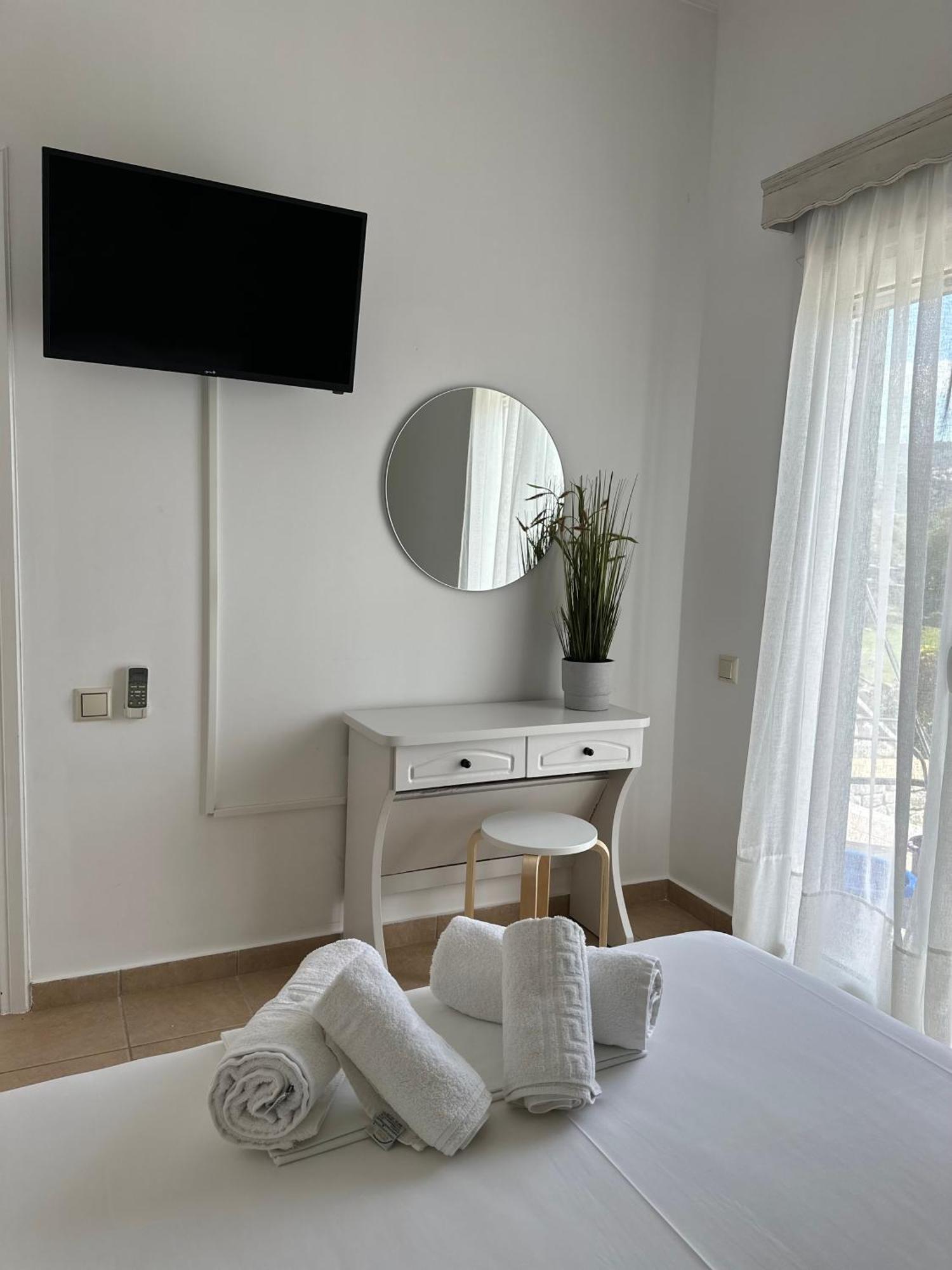 Stoúpa Voulas Apartments الغرفة الصورة